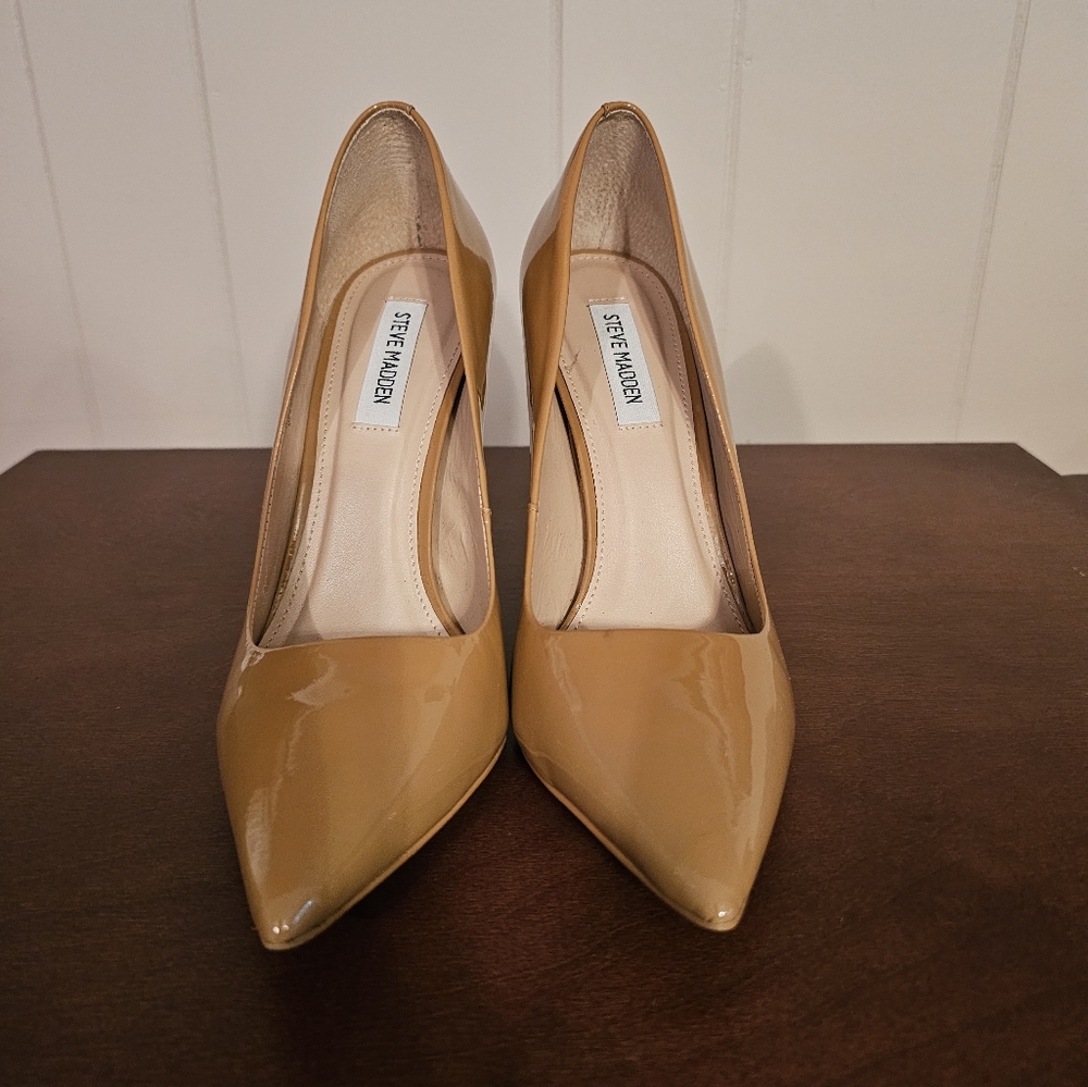 Steve Madden Camel Color Pumps Size 9m